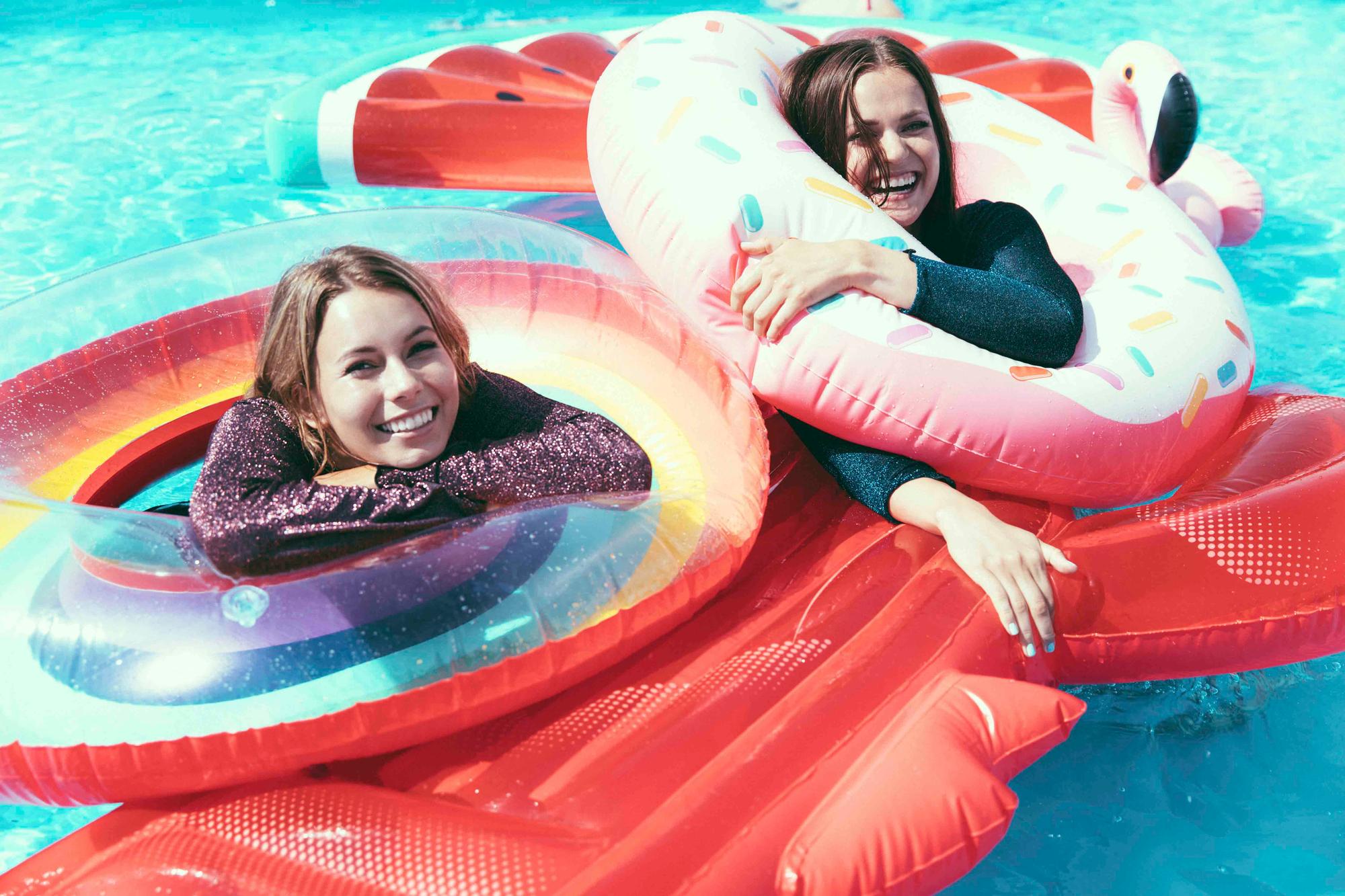 Hei Salkkari Fani Sarjan Nayttelijat Paljastavat 5 Vinkkia Sinulle Demi Sanni rissanen is on facebook. hei salkkari fani sarjan nayttelijat